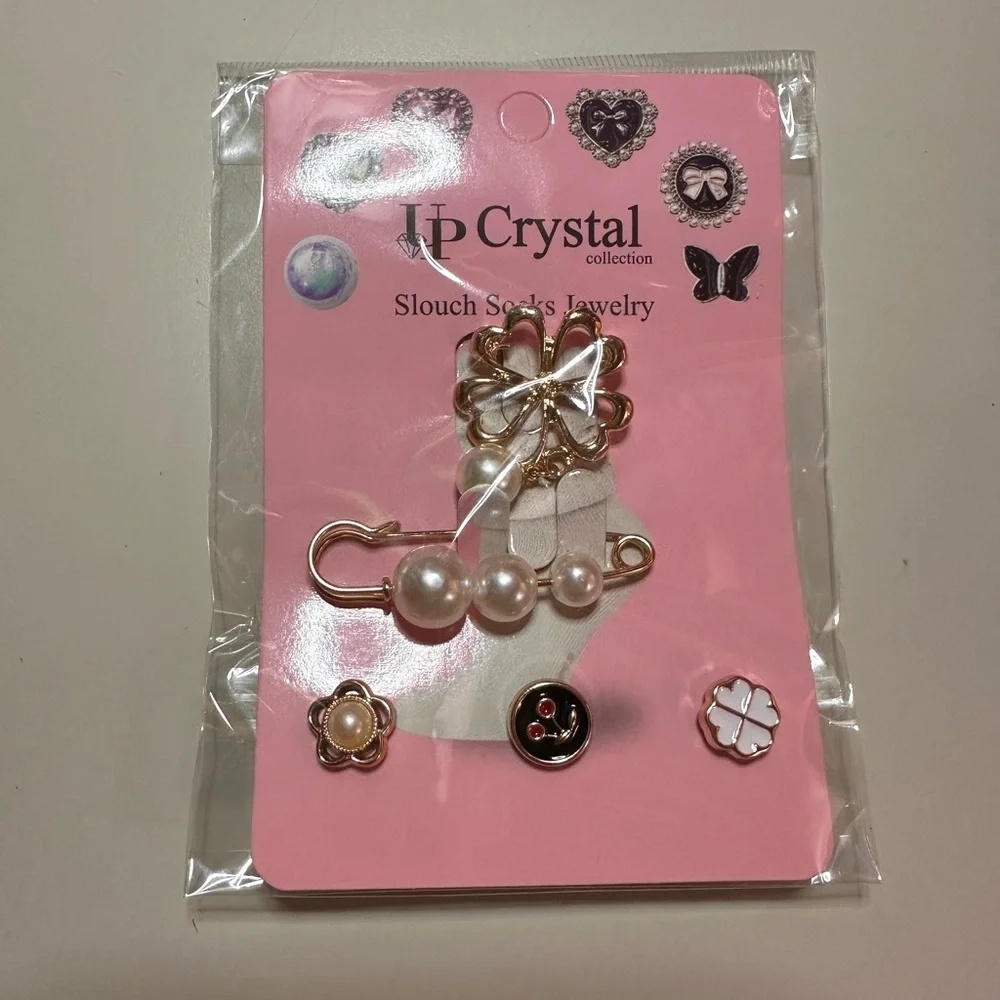 2 Plaid Headbands & 2 sets of pins pictured
